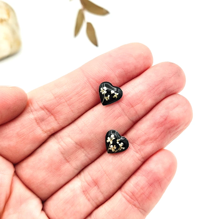 Náušnice - Čierne miniatúrky