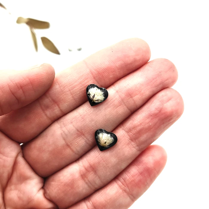 Náušnice - Čierne miniatúrky