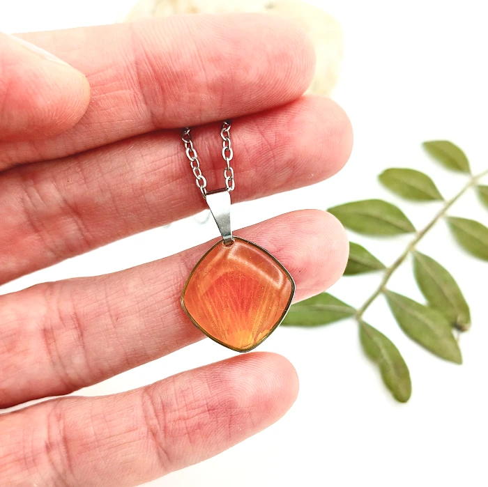 Náhrdelníky - Slniečkový