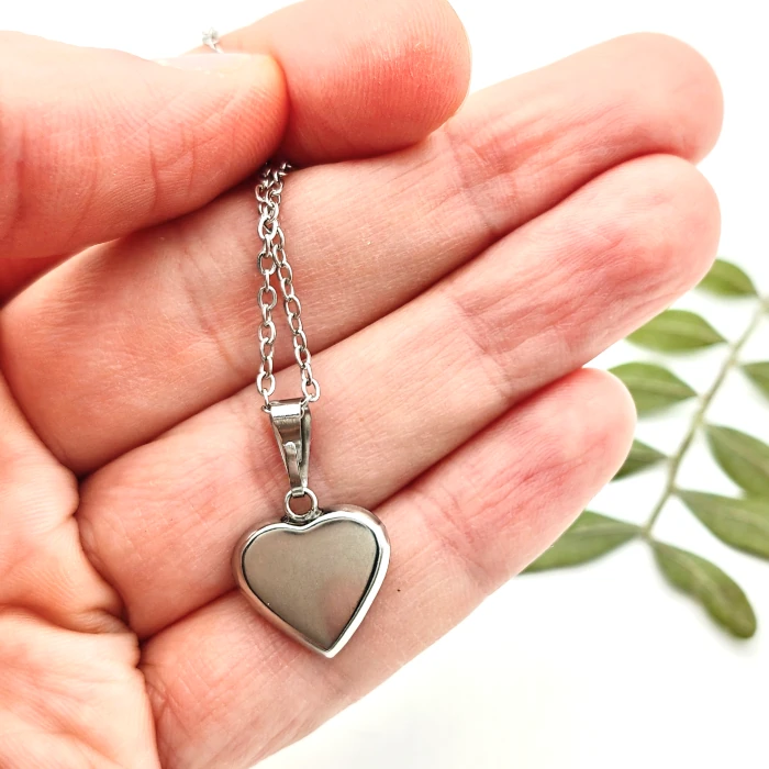 Náhrdelníky - Tavoľník 11