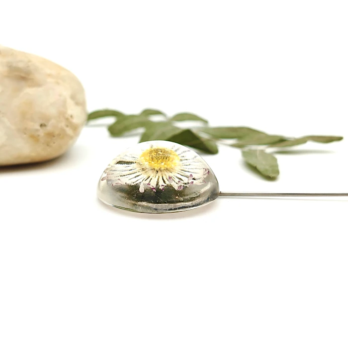 Brošne - Sedmokráska 11